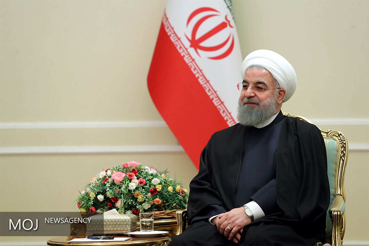تقدیم استوارنامه سفرای جدید به رییس جمهوری