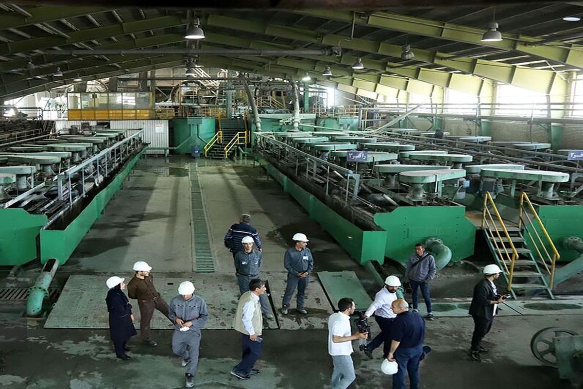 معاون سازمان محیط زیست آذربایجان شرقی 