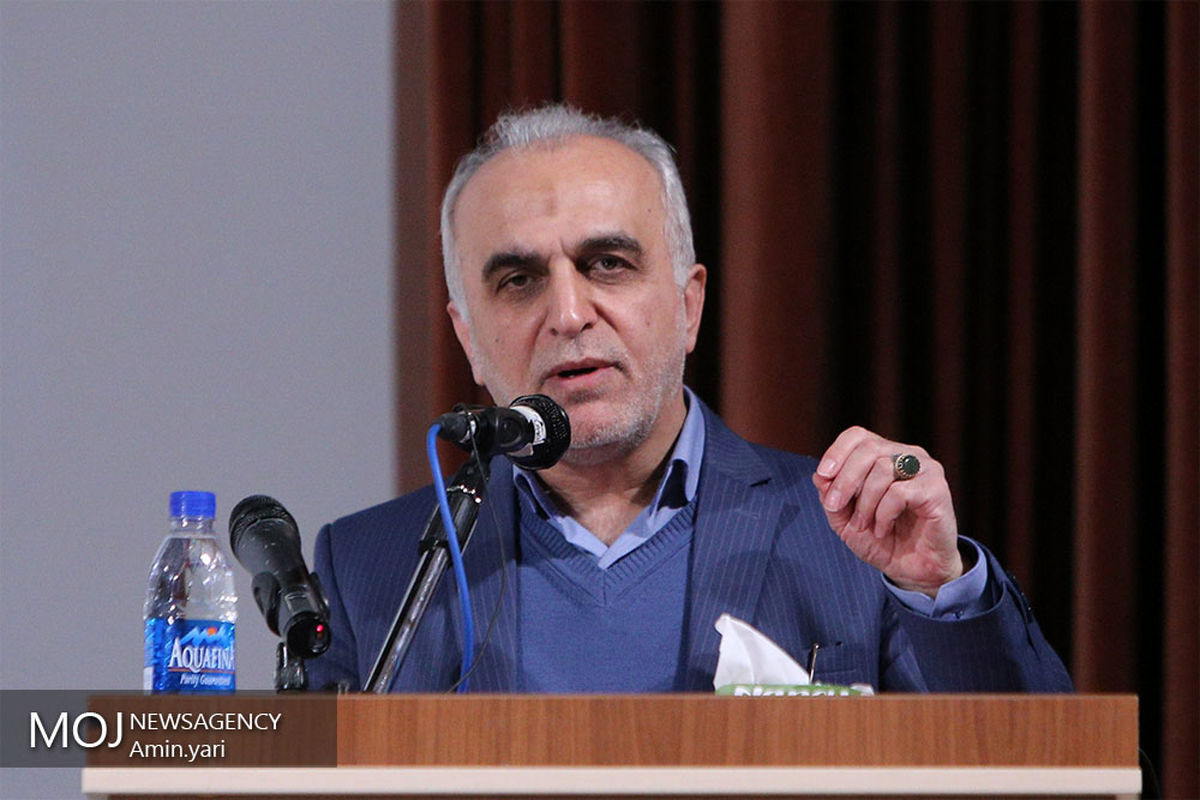 فرهاد دژپسند وزیر امور اقتصاد و دارایی