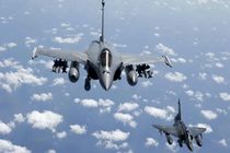 جنگنده های فرانسه مواضع داعش را بمباران کردند