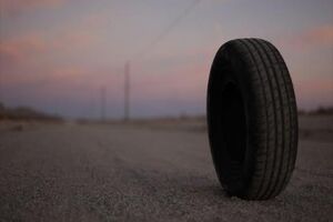 دانلود زیرنویس فیلم Rubber 2010