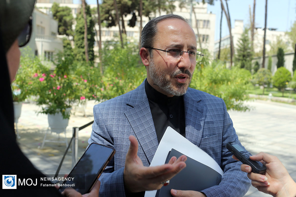 حاشیه جلسه هیئت دولت