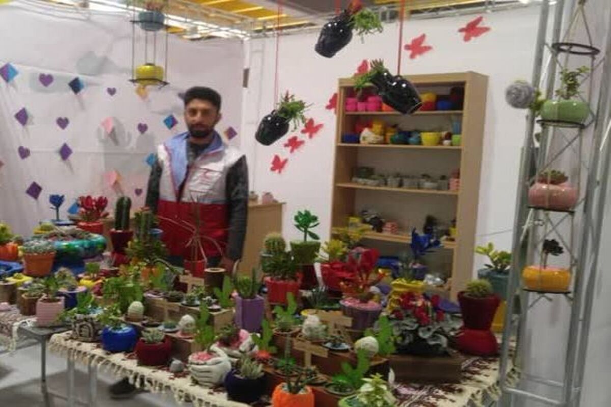 بازارچه خیریه هلال احمر اصفهان (1)