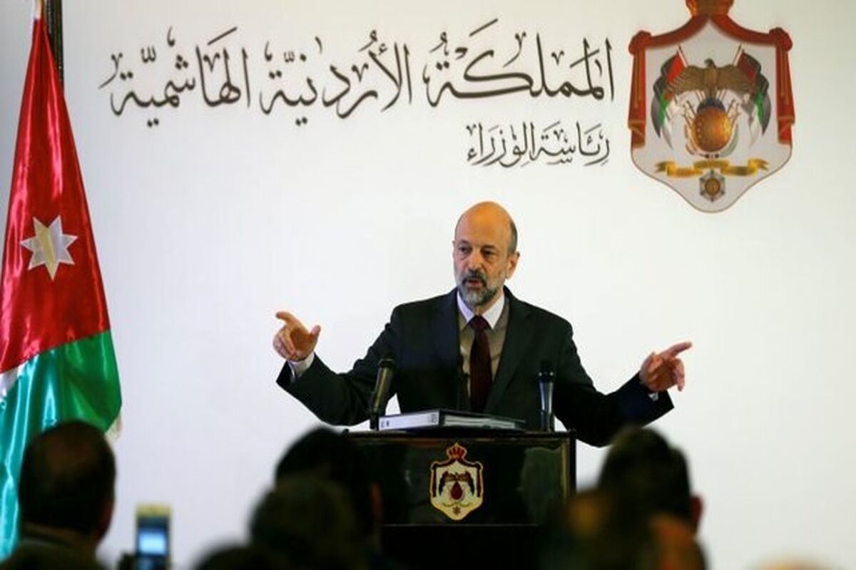 عمر الرزاز ، نخست وزیر اردن
