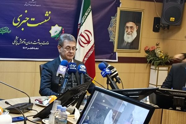 پزشکان ستون سلامت و نماد ایثار هستند