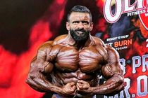 (ویدئو) فیگورهای هادی چوپان در مراسم فینال مسترالمپیا