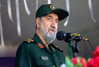 ترامپ گرفتار باتلاق نه مذاکره و نه جنگ شده است