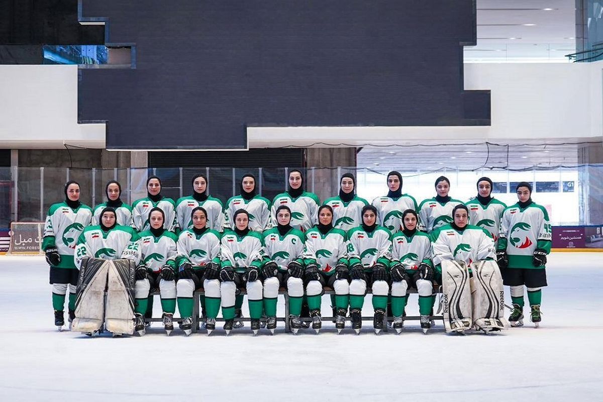 هاکی روی یخ بانوان