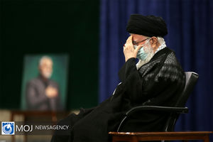 عزاداری شب عاشورای حسینی با حضور مقام معظم رهبری