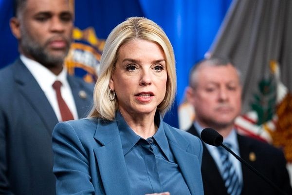 آمریکا از اعلام جرم علیه خدمه کشتی روسی خبر داد