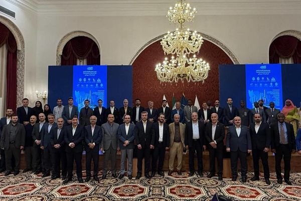 تأکید مدیرعامل منطقه ویژه اقتصادی لامرد بر تدوین نقشه راه جامع اقتصاد دریامحور کشور