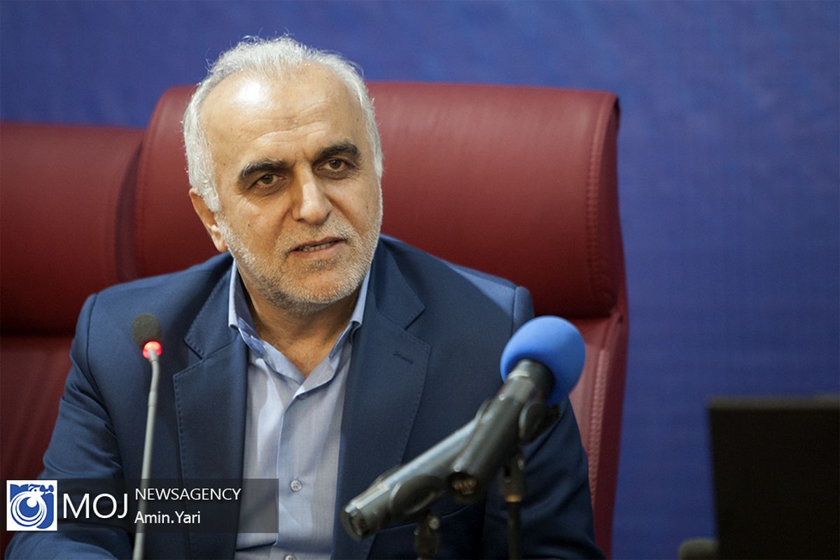 بزرگداشت هفته دفاع مقدس در وزارت اقتصاد / فرهاد دژپسند وزیر اقتصاد