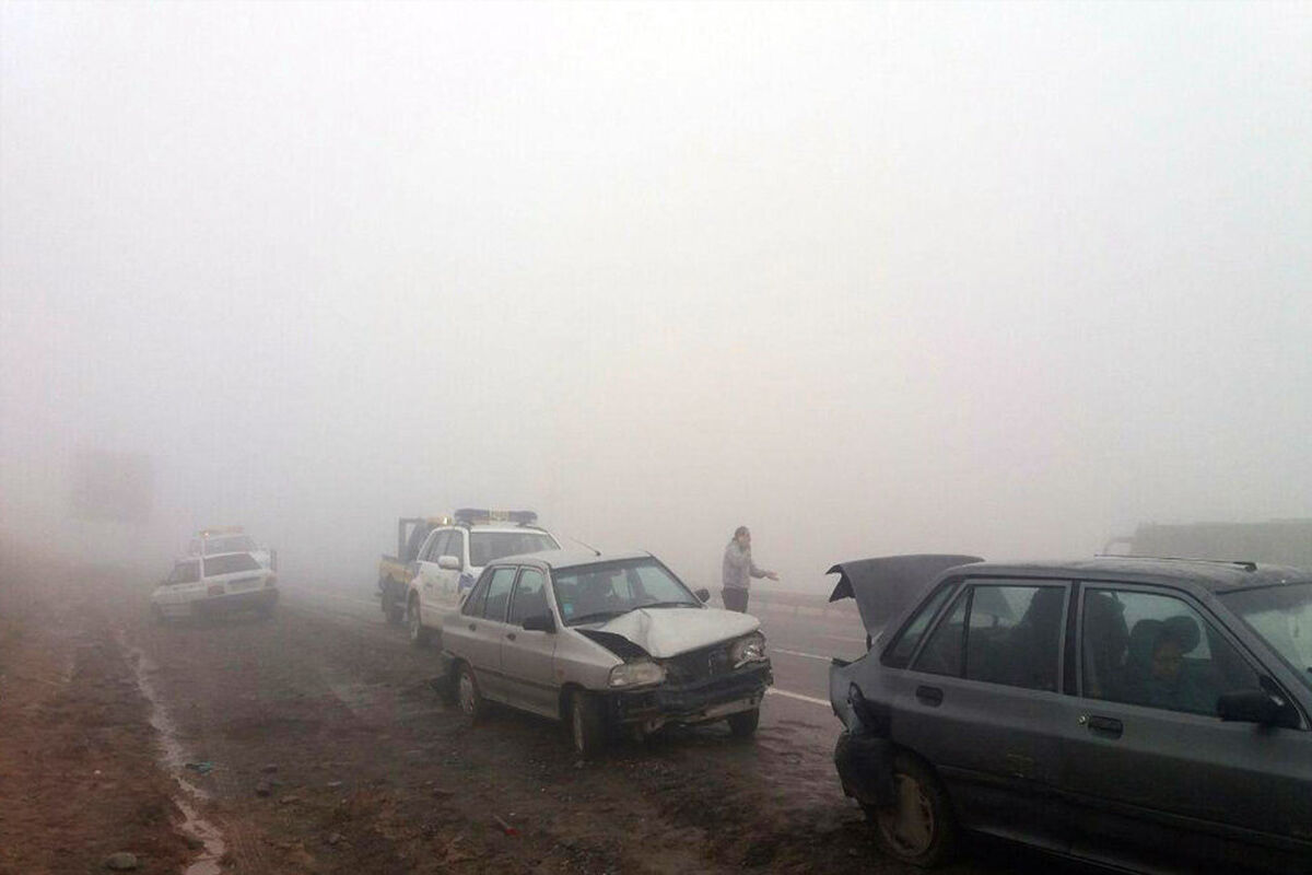 تصادف زنجیره ای