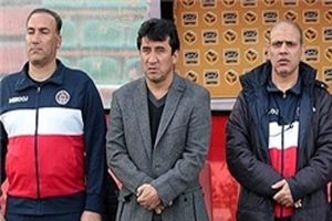 خداداد:عشق شهرت ها مصاحبه را تعطیل کنند