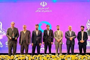 ​کسب «تندیس زرین» بنگاه‌های برتر و بهره‌ور توسط کشتیرانی دریای خزر