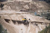 ضرورت بررسی صدور معادن جدید در مرزن آباد / با مدیران کلی که مصوبه شورای حفظ حقوق بیت المال را نادیده می گیرند، برخورد شود