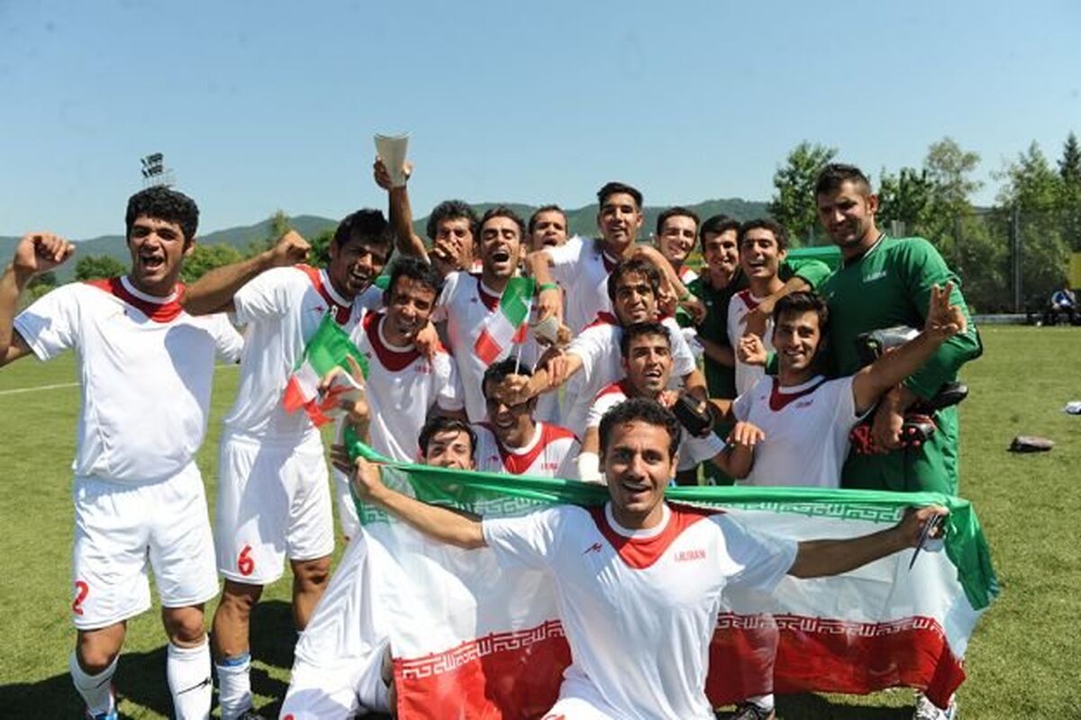 فوتبال ناشنوایان