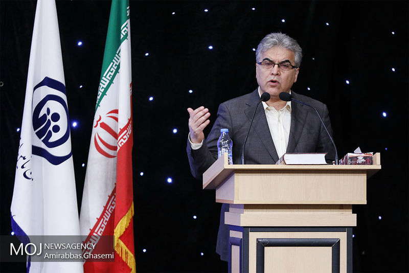 حقوق مستمریبگیران کمتر از 2 میلیون تومان نخواهد شد