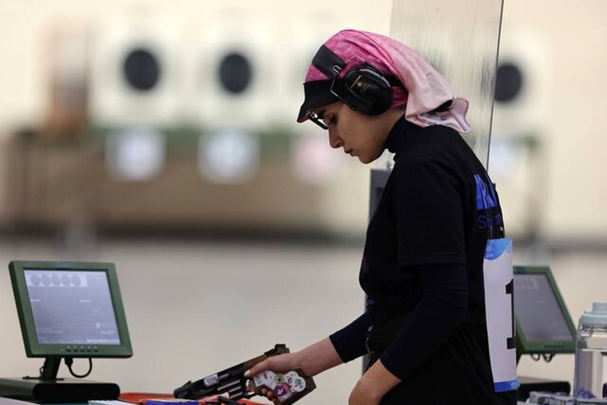 هانیه رستمیان