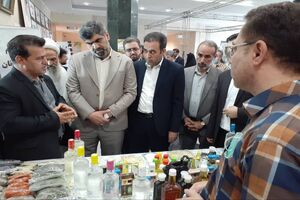 آغاز به کار نمایشگاه محصولات فناورانه محصولات کشاورزی در قم 