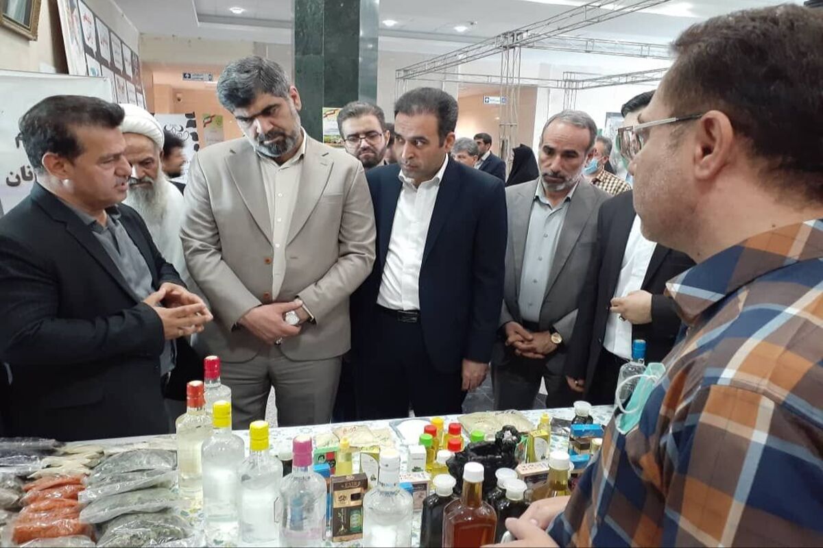 نائینی