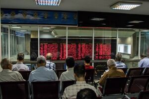 گارد صعودی شاخص کل برای ادامه رشد بورس / تا پایان سال شاخص کل چند میلیون واحد می شود؟