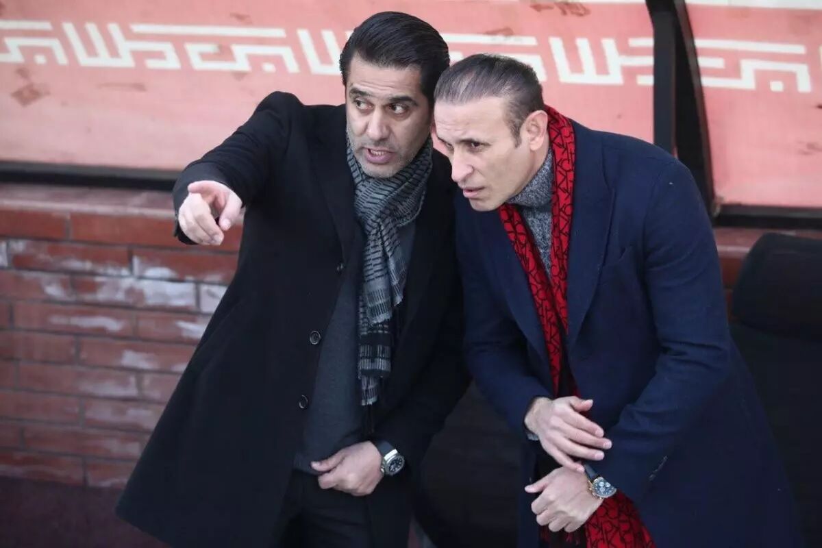 گل محمدی و پیروانی