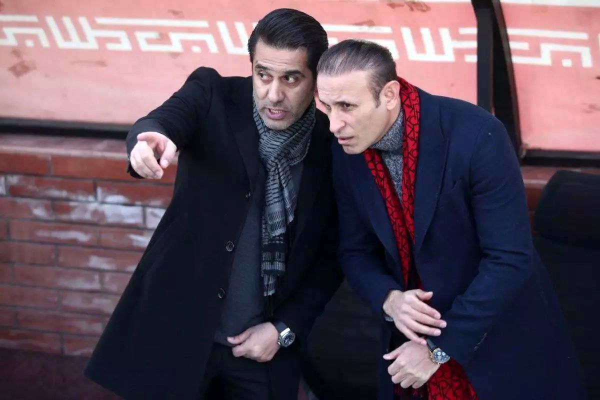 گل محمدی و پیروانی