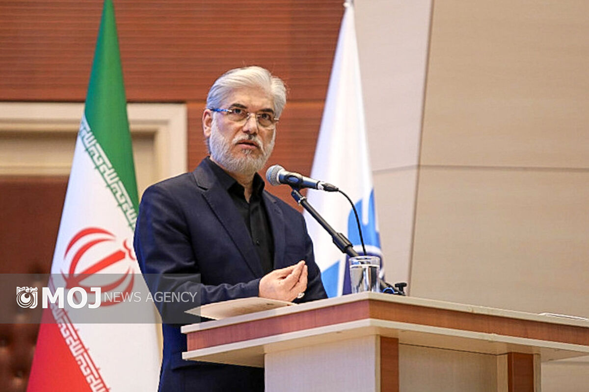 حسین سیمایی صراف + وزیر علوم، تحقیقات و فناوری