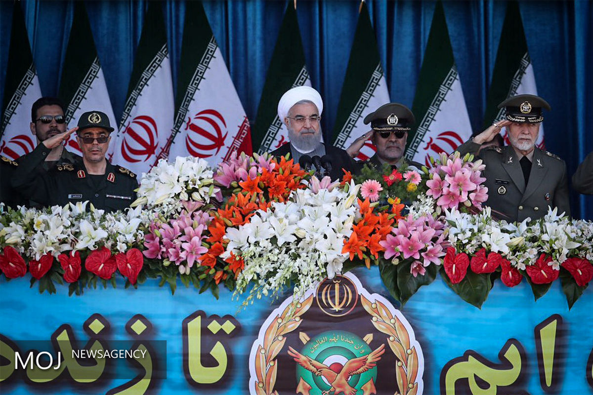 مراسم رژه نیروهای مسلح ارتش جمهوری اسلامی ایران