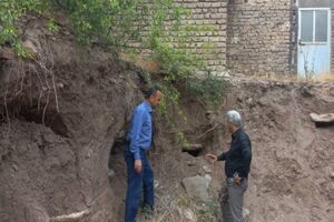کشف چند گور باستانی در رودبار