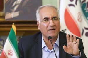 دولت باید با قدرت در برابر دشمن متجاوز ایستادگی کند