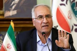 دولت باید با قدرت در برابر دشمن متجاوز ایستادگی کند