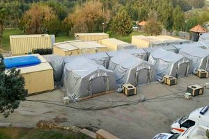 اولین تیم امداد و درمان هرمزگان در منطقه زلزله زده غرب کشور مستقر شد