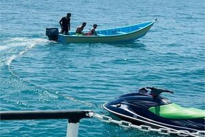 جان سرنشینان شناور تفریحی توسط گروه امداد و نجات دریایی نجات یافت