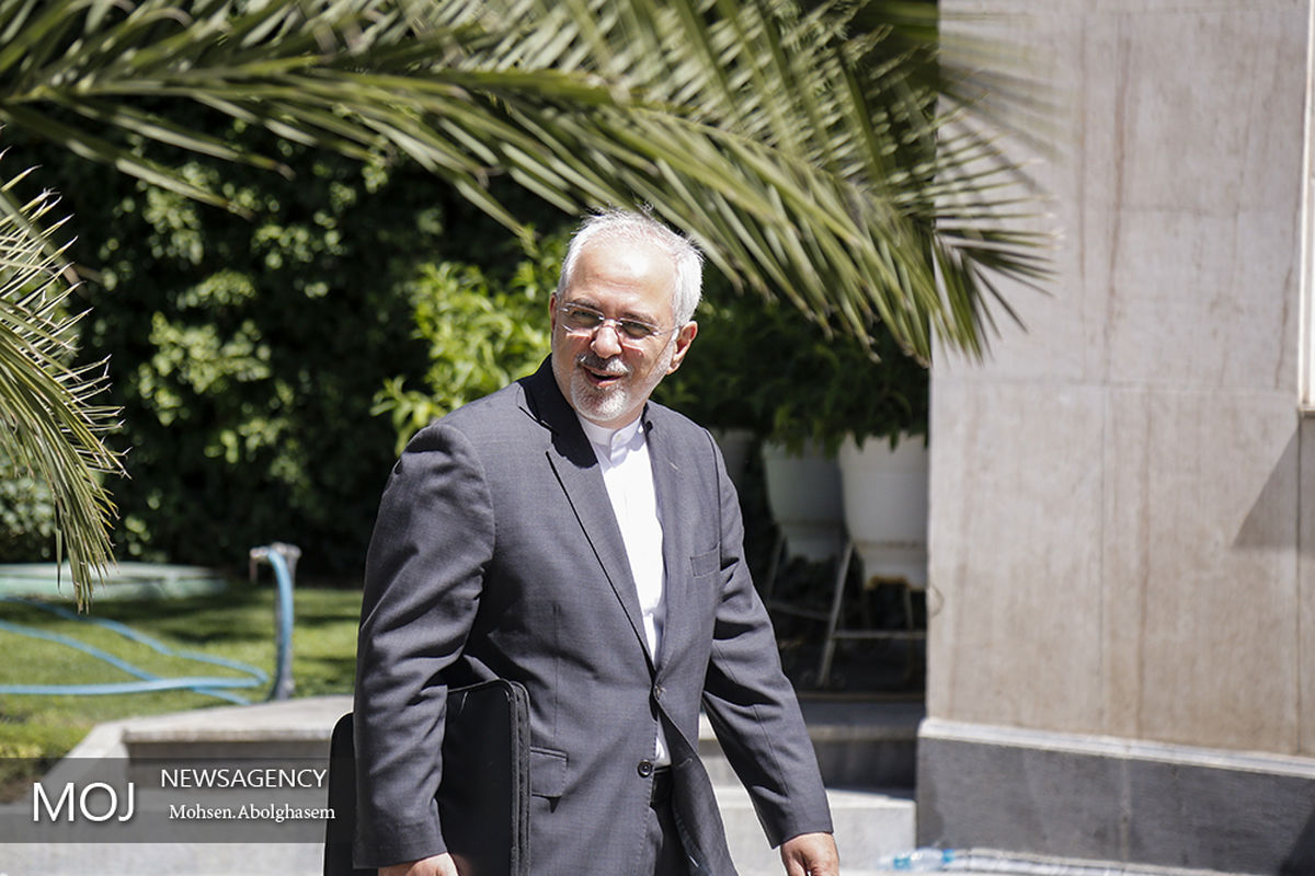 حاشیه جلسه هیات دولت