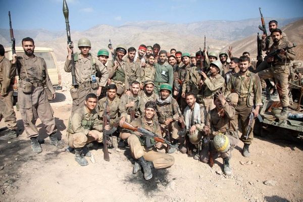 واکنش عزت الله ضرغامی به فیلم نادیده گرفته شده جشنواره فیلم فجر 