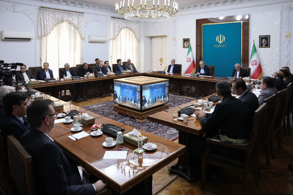 توسعه روابط فرهنگی، گردشگری و تجاری با همسایگان ضروری است
