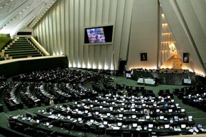صادقی به شوخی قومیتی کاظم دلخوش تذکر داد