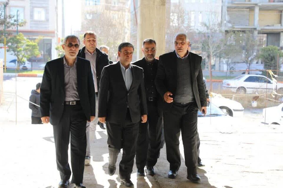 بازدید استاندار اردبیل از تالار شهر