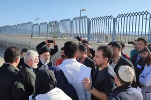 رئیس جمهوری با کادر درمانی بیمارستان علوی مراوه تپه دیدار داشت