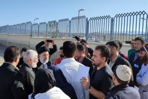 رئیس جمهوری با کادر درمانی بیمارستان علوی مراوه تپه دیدار داشت