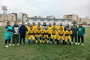 تیم فوتبال بانوان پالایش گاز در خانه ملوان بندر انزلی را متوقف کرد