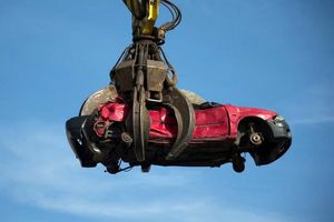 اتحادیه اروپا ۱۵ خودروساز را با ۴۹۵ میلیون دلار جریمه کرد