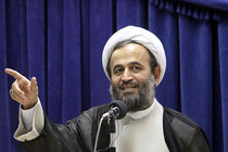 متأسفانه در جامعه ما سالهاست دوقطبی شکل گرفته است