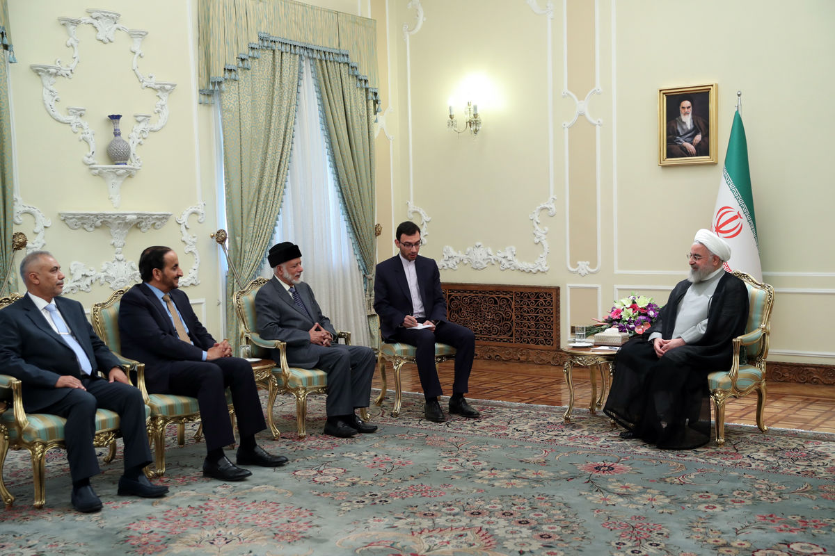 دیدار روحانی با وزیر امور خارجه عمان