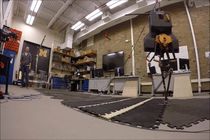 مارلو؛ رباتی که هرگز زمین نمی‌خورد + تصاویر