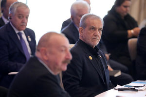 بی‌تکلفی ‎رئیس جمهوری در مناسبات دیپلماتیک ربطی به ناآشنایی با پروتکل‌ها ندارد