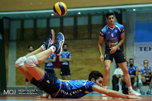 دیدار تیم های والیبال پیکان و شهرداری ورامین