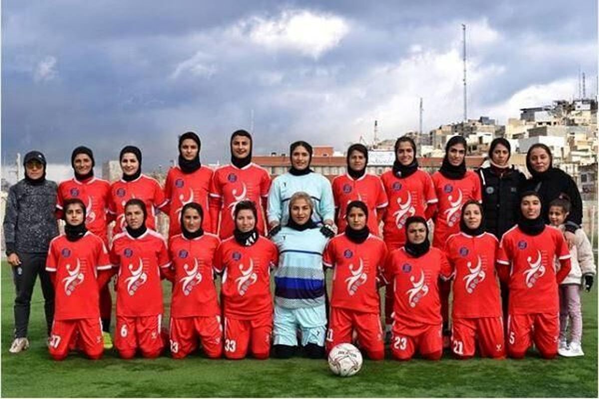 تیم فوتبال بانوان وچان کردستان